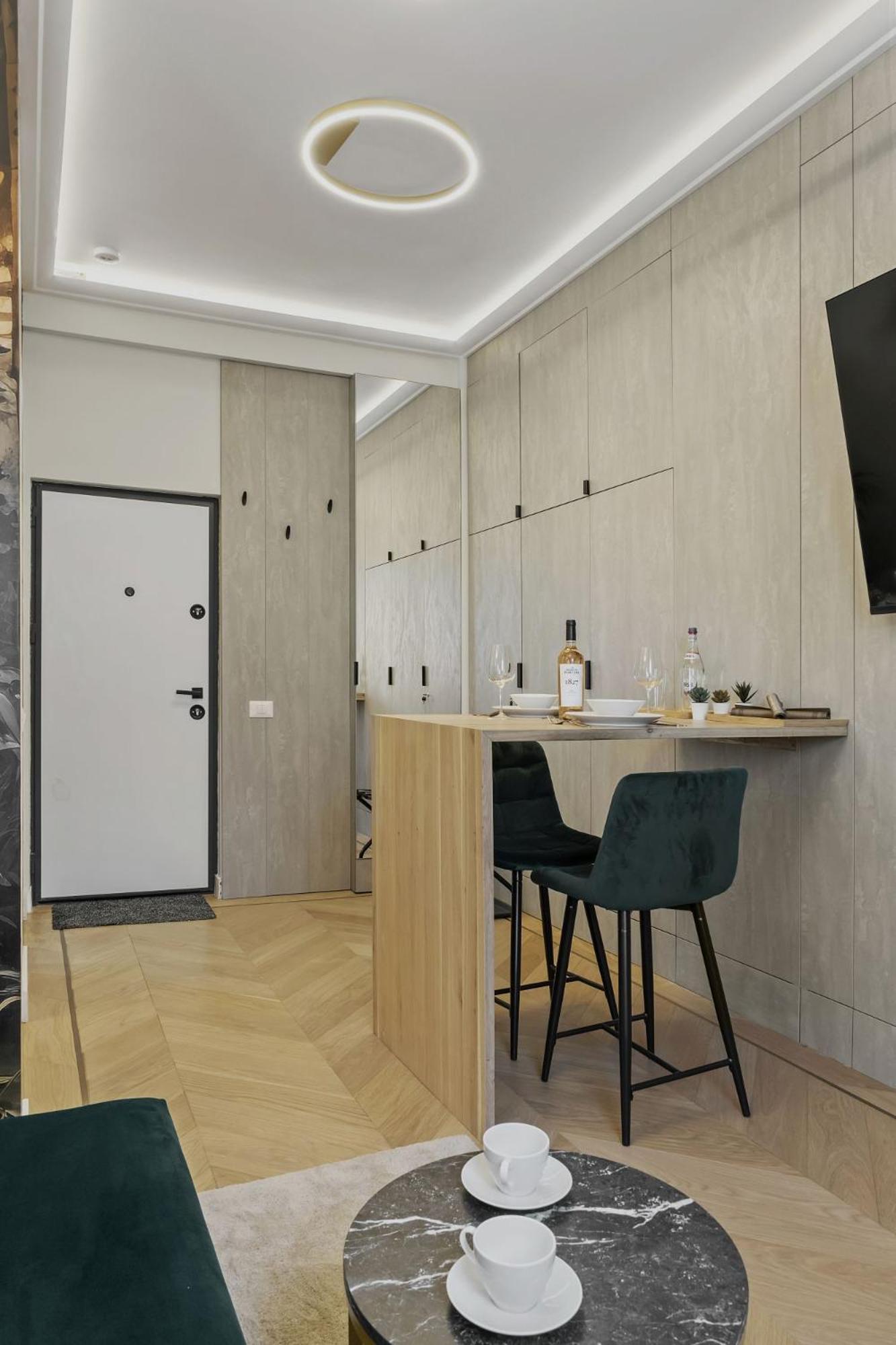 Studio Jungle Breath - City Centre Bucarest Exterior foto